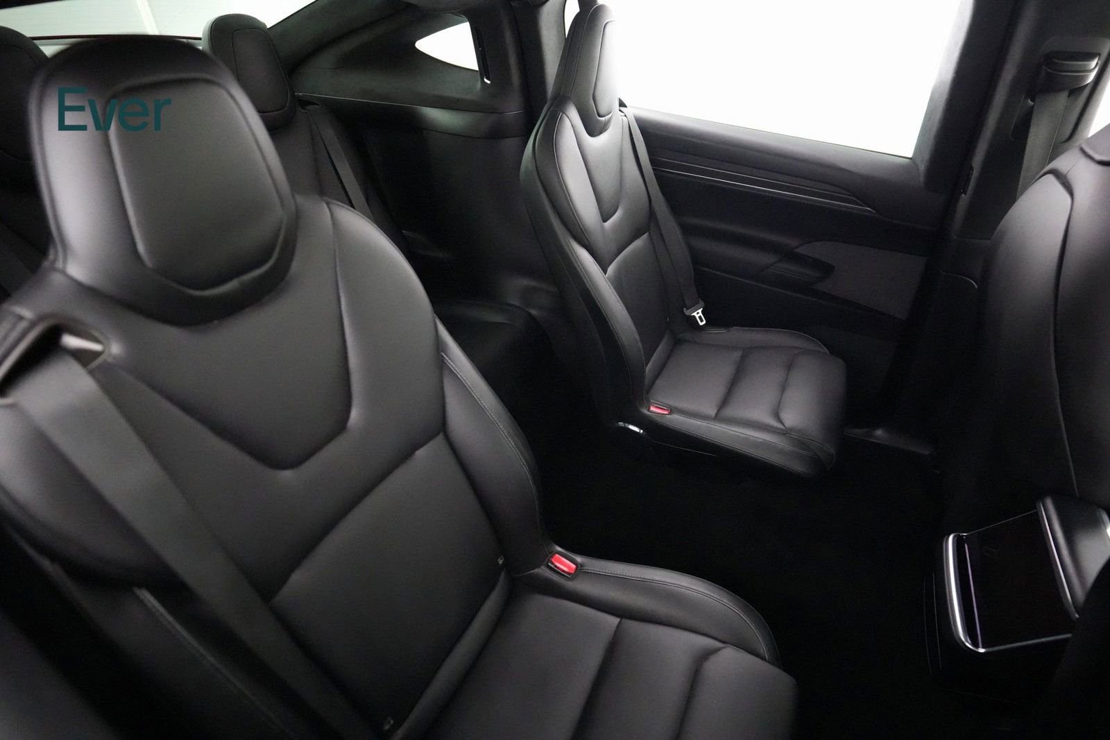 Used 2023 Tesla Model X Plaid image 9