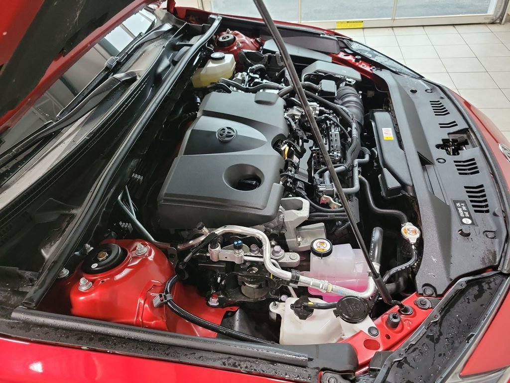 Used 2025 Toyota Camry XLE image 25