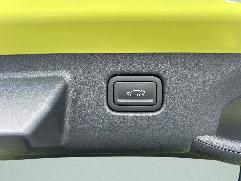 New 2026 Hyundai Kona Limited FWD image 14
