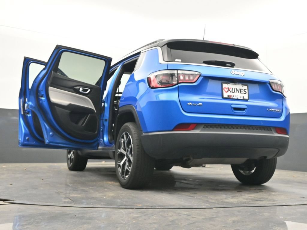 Used 2025 Jeep Compass Limited AWD/4WD image 73