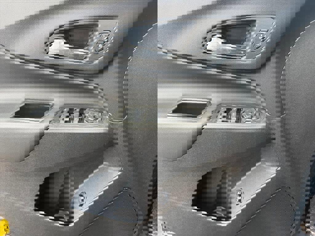 Certified 2023 Chevrolet Equinox LT image 12