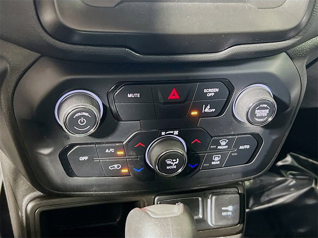 Used 2021 Jeep Renegade Latitude image 15