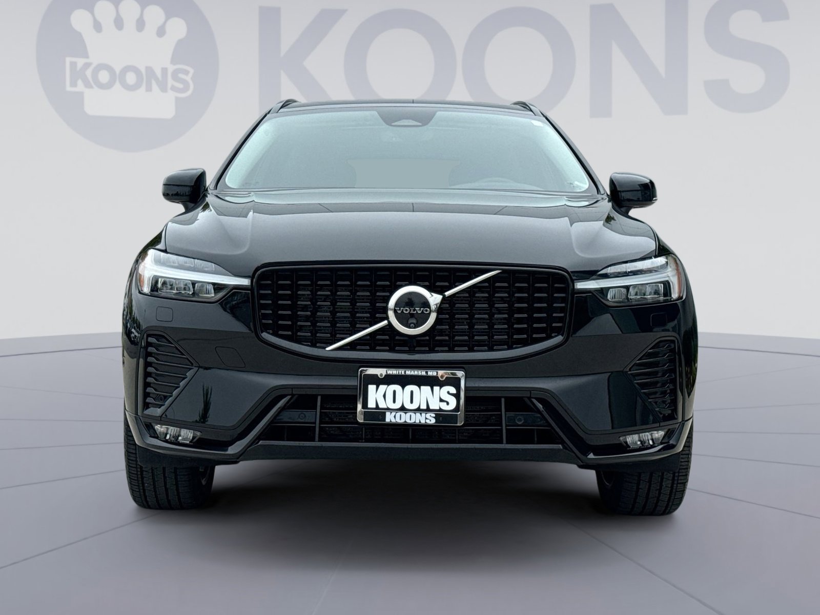 Certified 2024 Volvo XC60 B5 Plus w/ Protection Package Premier AWD/4WD image 11
