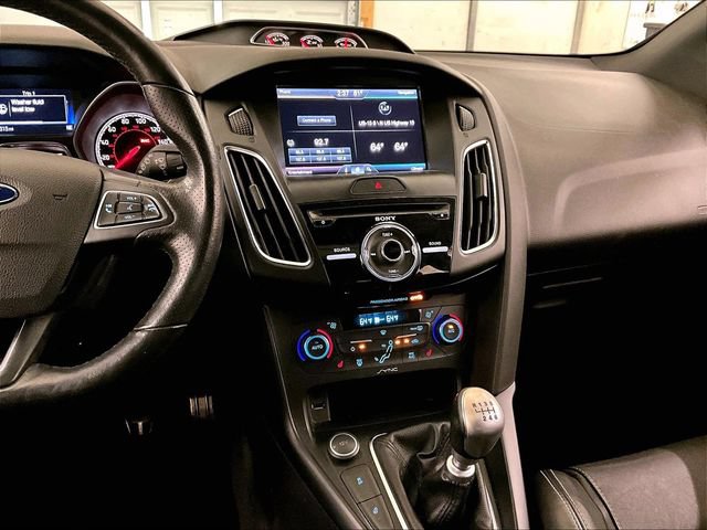 Used 2015 Ford Focus ST w/ Equipment Group 402A FWD image 6
