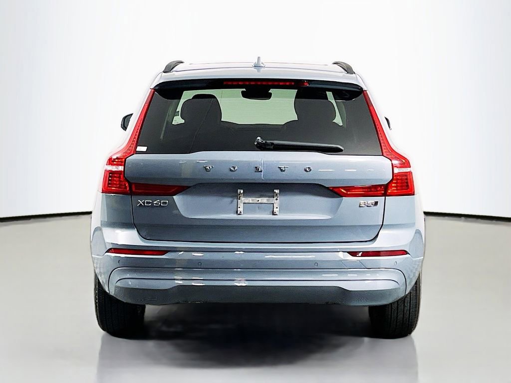 Used 2023 Volvo XC60 B5 Core AWD/4WD image 6