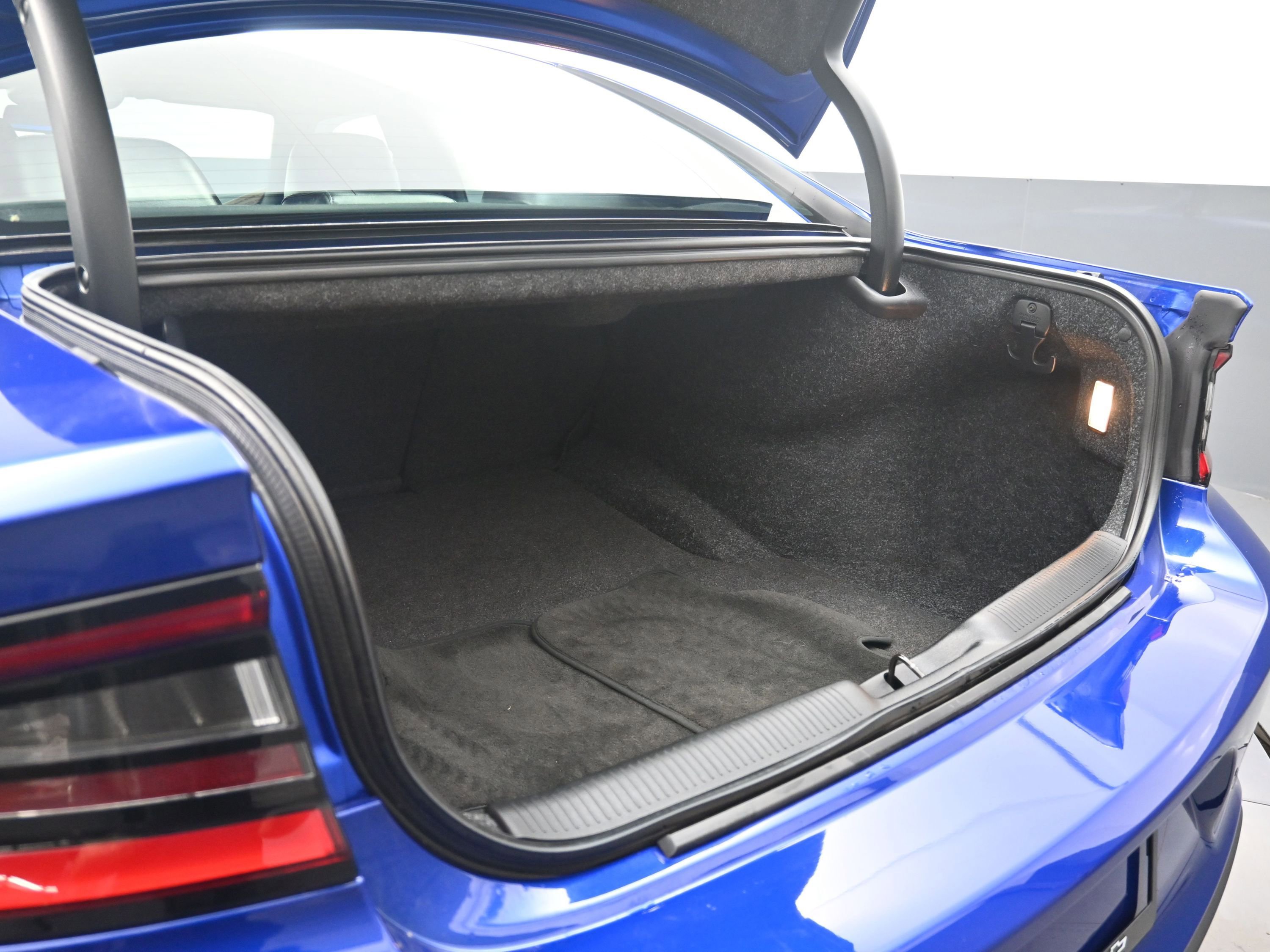 Used 2018 Dodge Charger R/T Scat Pack w/ Dynamics Package image 34