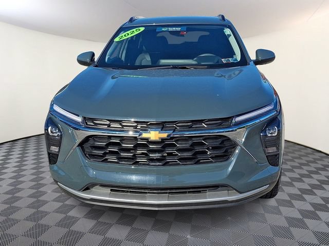 Certified 2025 Chevrolet Trax LT FWD video 2