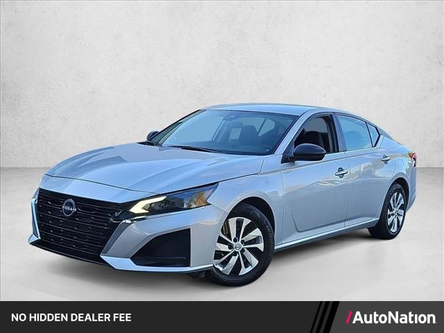Used 2024 Nissan Altima 2.5 S FWD image 1