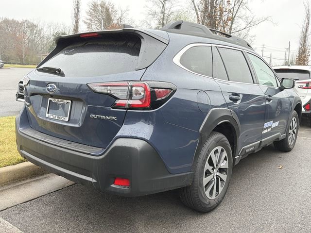 Used 2025 Subaru Outback Premium image 4