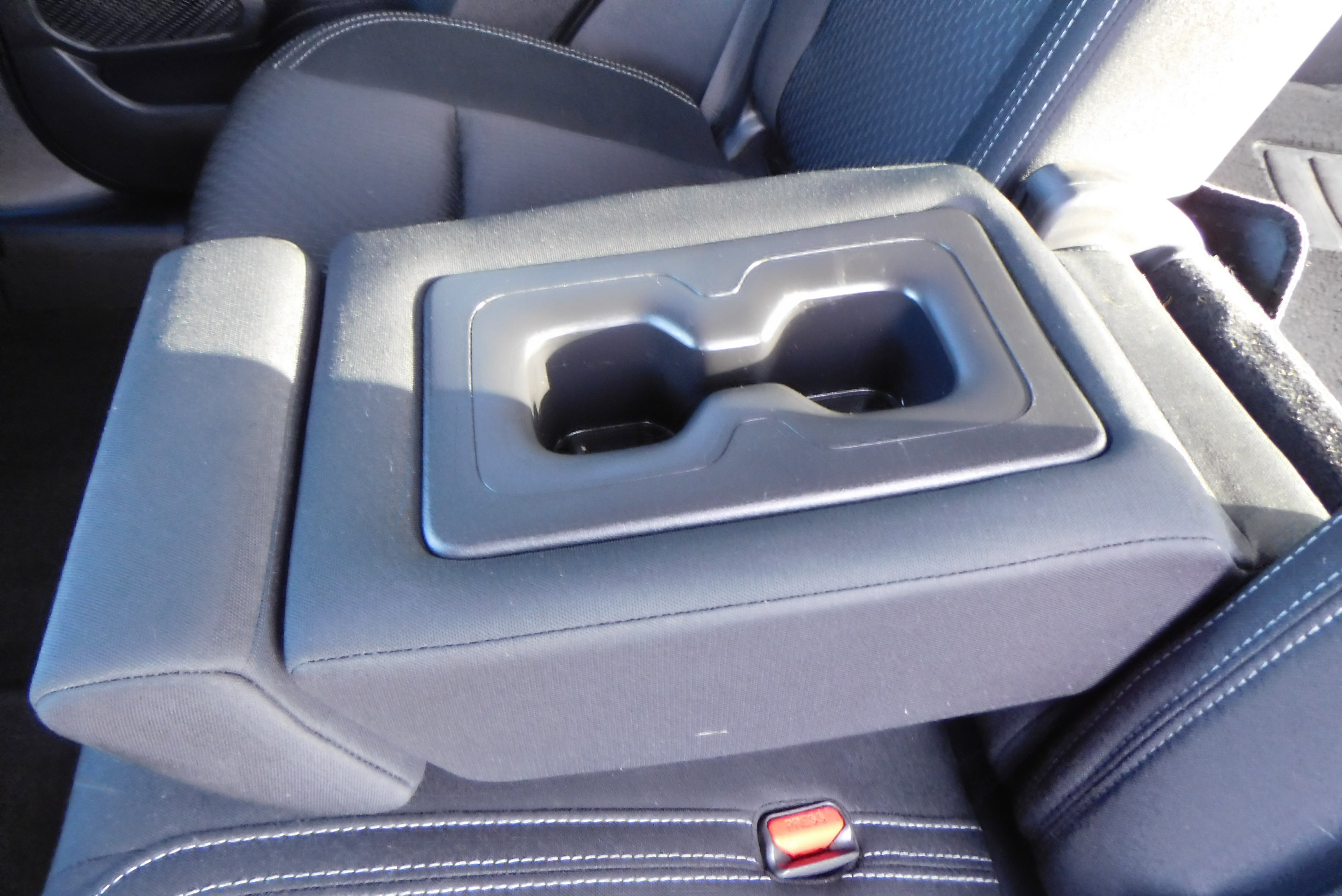 Used 2022 Mitsubishi Outlander ES image 29