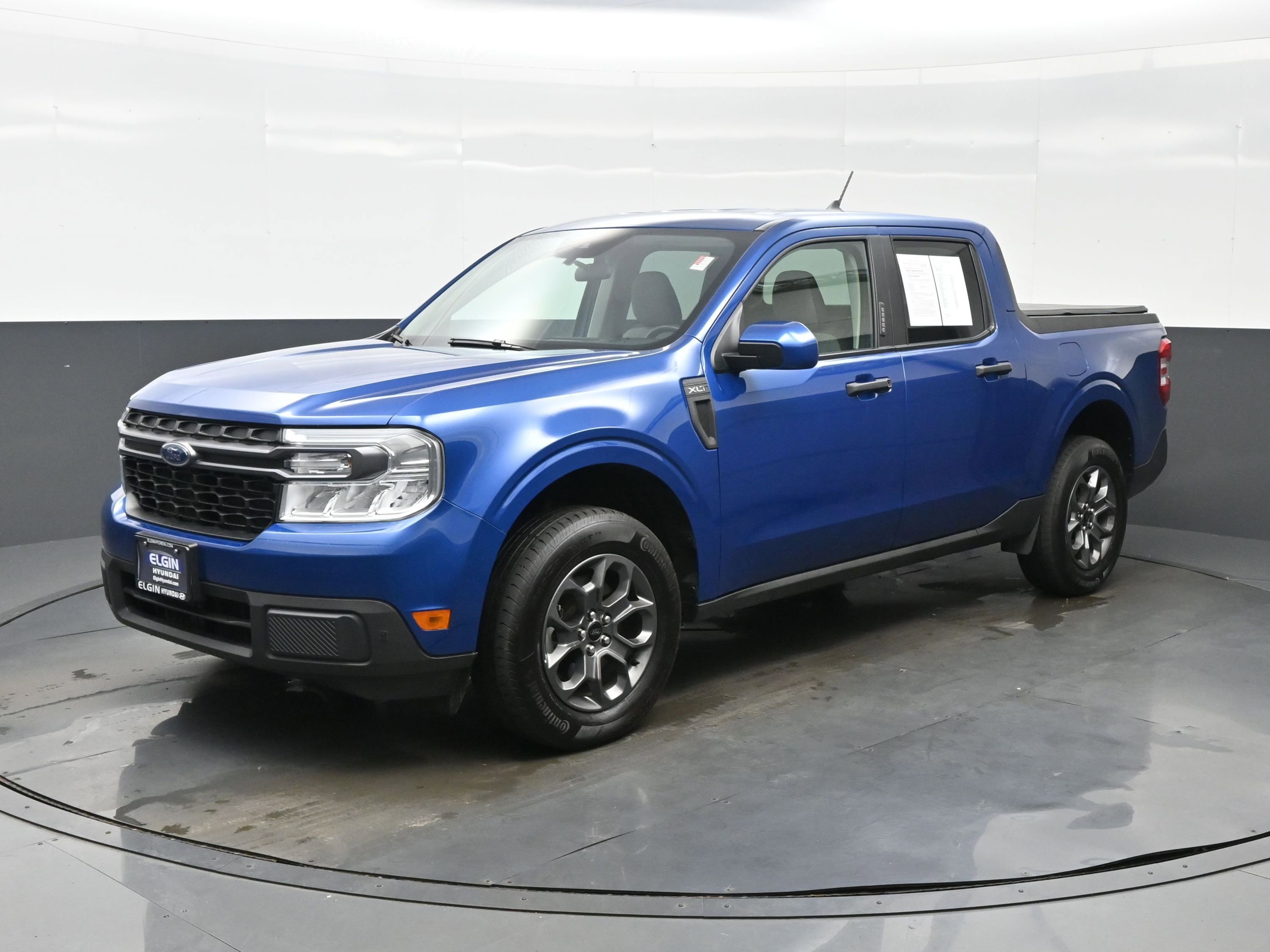 Used 2023 Ford Maverick XLT w/ XLT Luxury Package FWD image 2