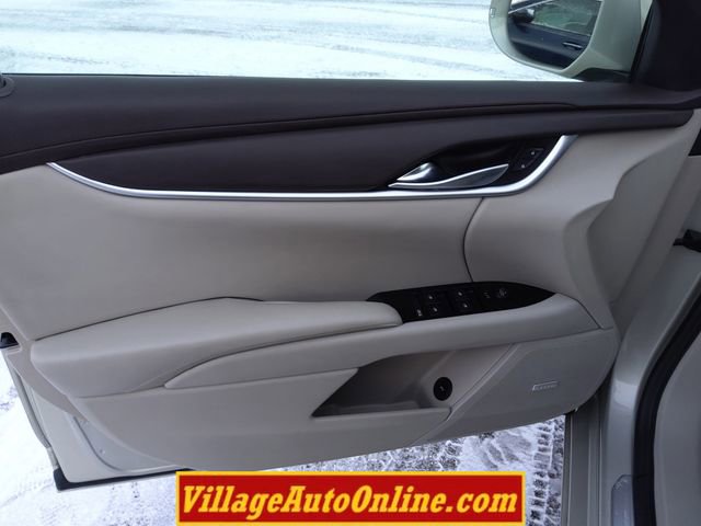 Used 2014 Cadillac XTS image 23
