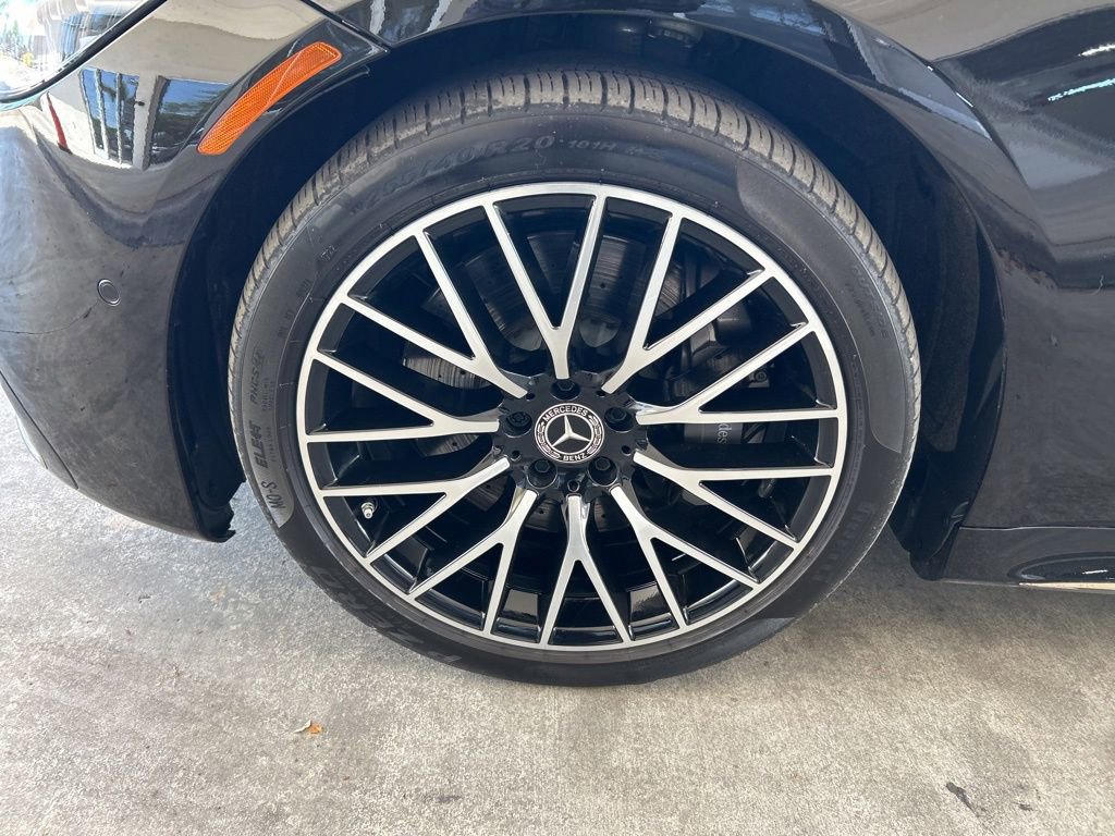 Used 2023 Mercedes-Benz S 580 4MATIC Sedan image 16