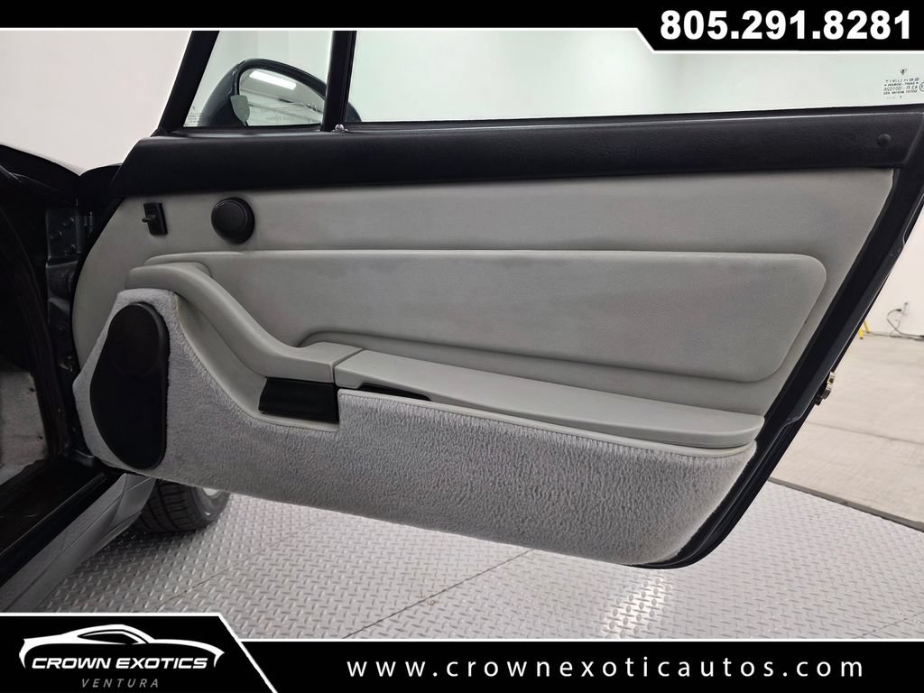 Used 1996 Porsche 911 Carrera RWD image 14