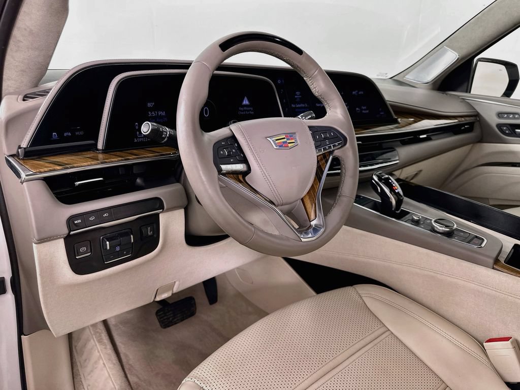 Used 2023 Cadillac Escalade Premium Luxury Platinum RWD image 9