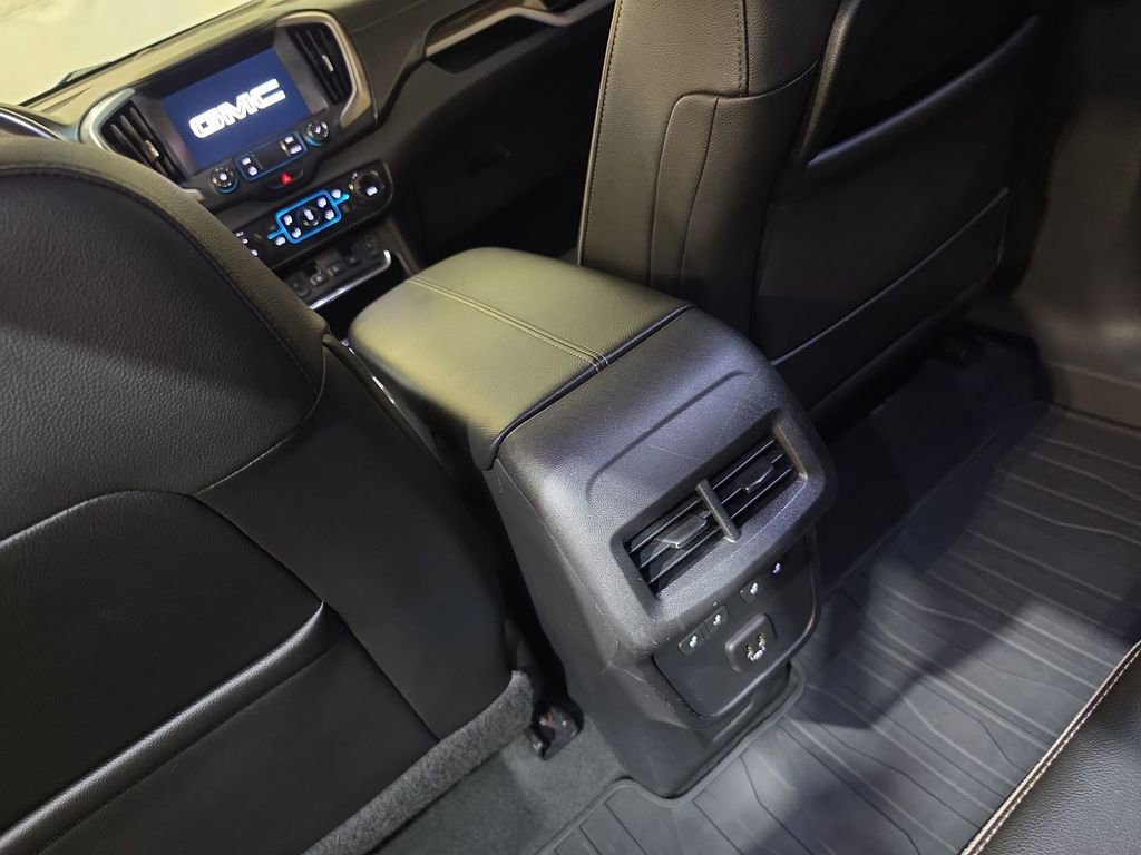 Used 2019 GMC Terrain Denali w/ Driver Alert Package II FWD image 23