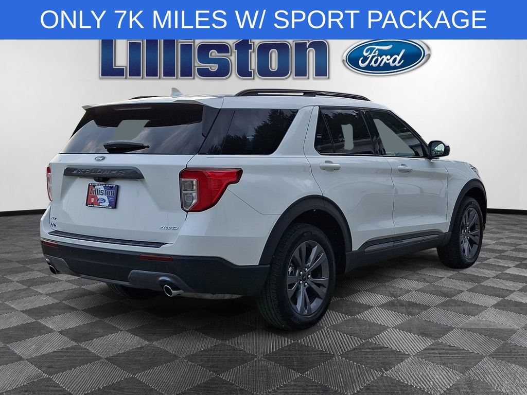 Used 2024 Ford Explorer XLT w/ Equipment Group 202A AWD/4WD image 4