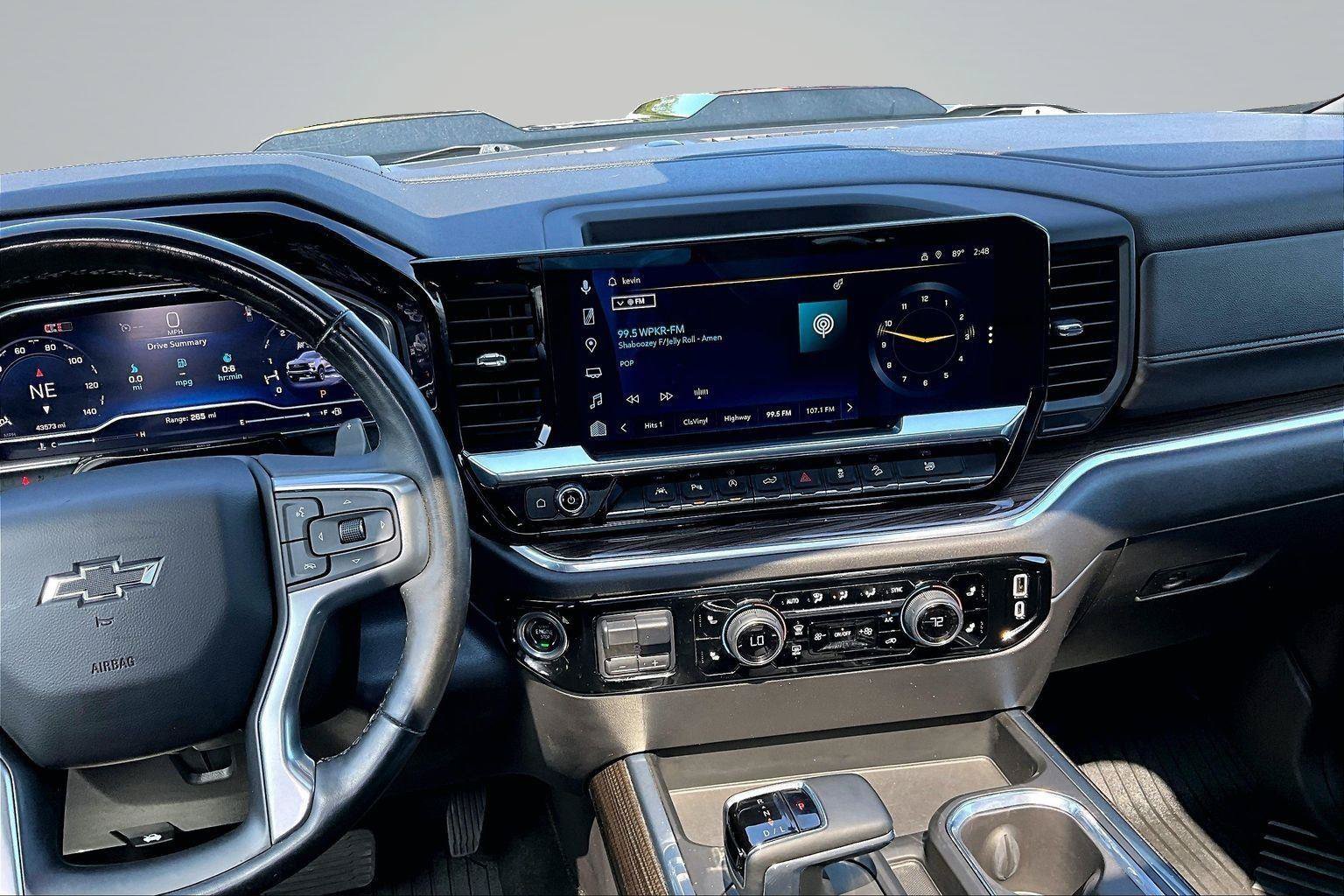 Used 2024 Chevrolet Silverado 1500 LT Trail Boss w/ LT Trail Boss Premium Package AWD/4WD image 7