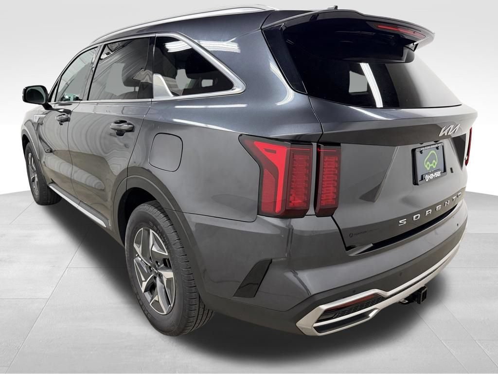 Used 2022 Kia Sorento S FWD image 4