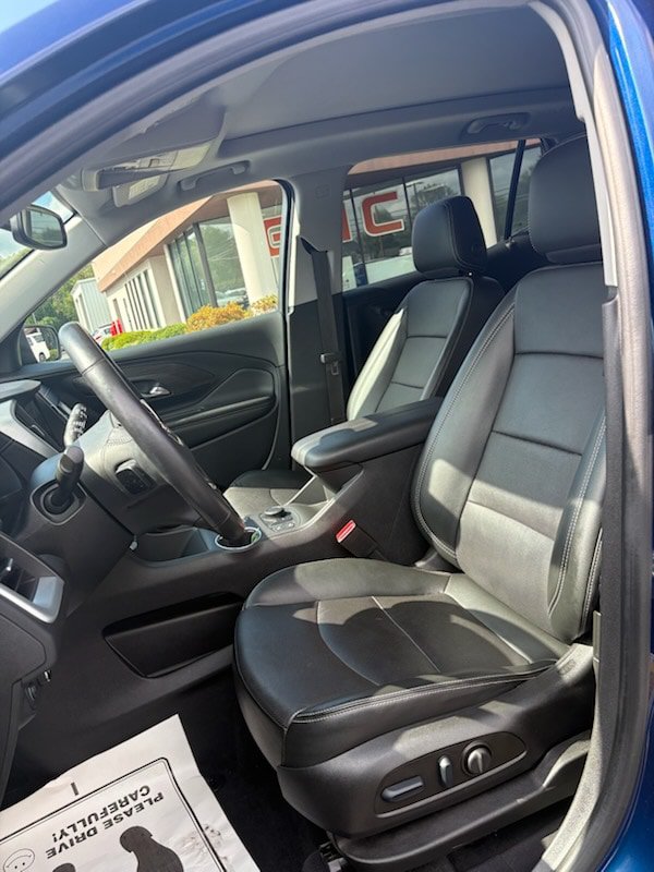 Used 2022 GMC Terrain SLT AWD/4WD image 15