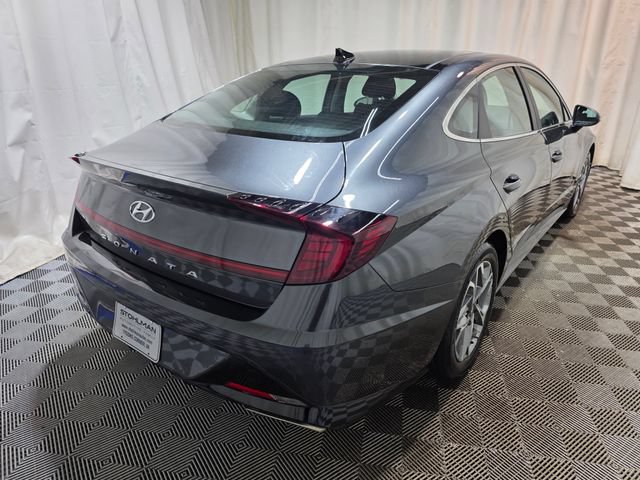 Used 2023 Hyundai Sonata SEL w/ Convenience Package FWD image 4