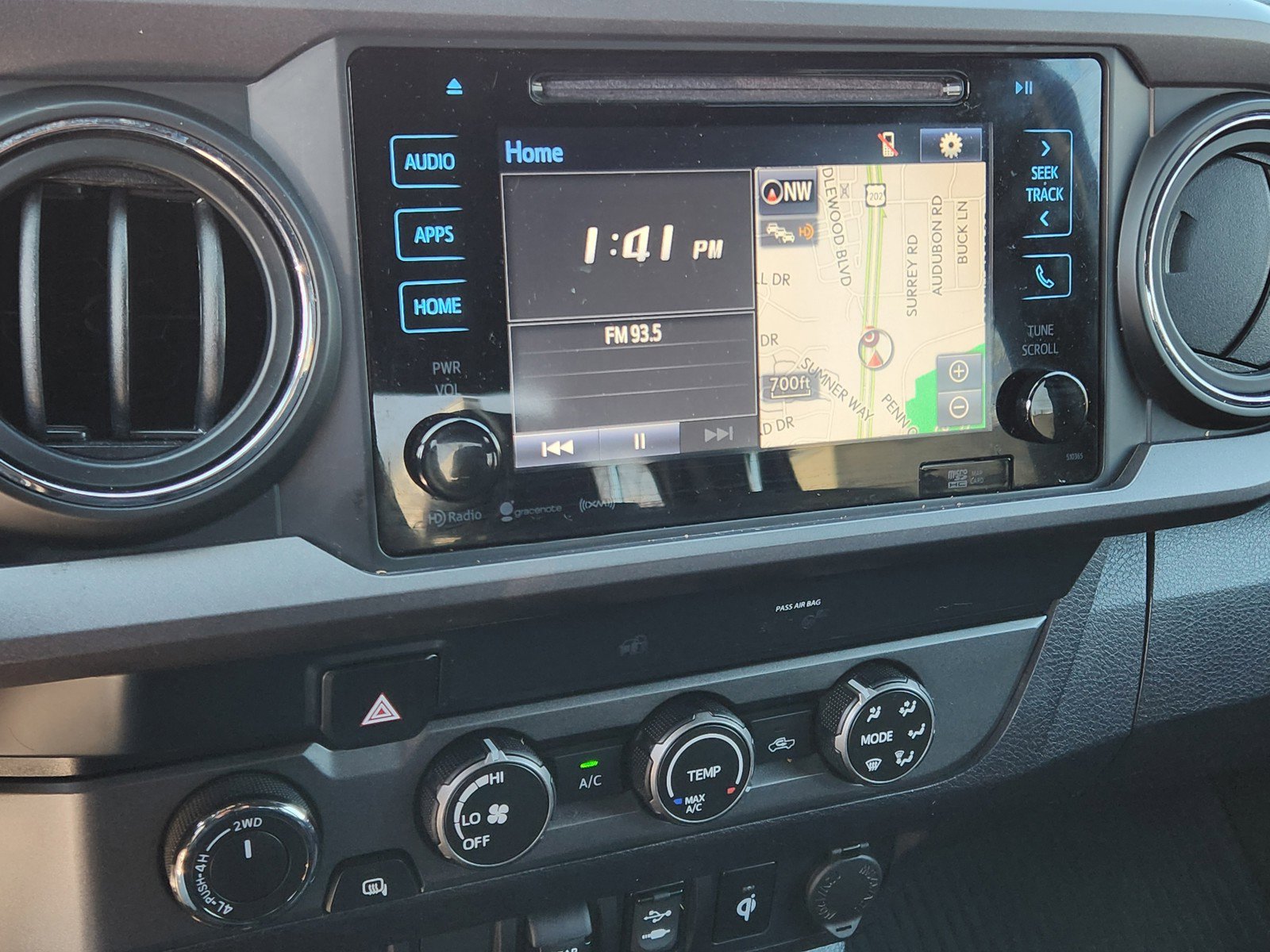 Used 2019 Toyota Tacoma TRD Sport image 19