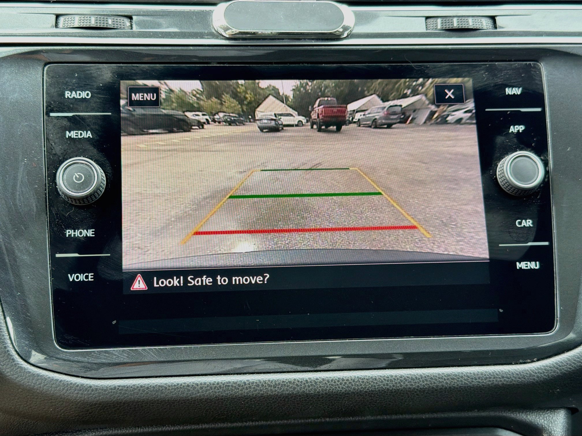 Used 2019 Volkswagen Tiguan SEL Premium w/ 3rd Row Seat Package AWD/4WD image 33