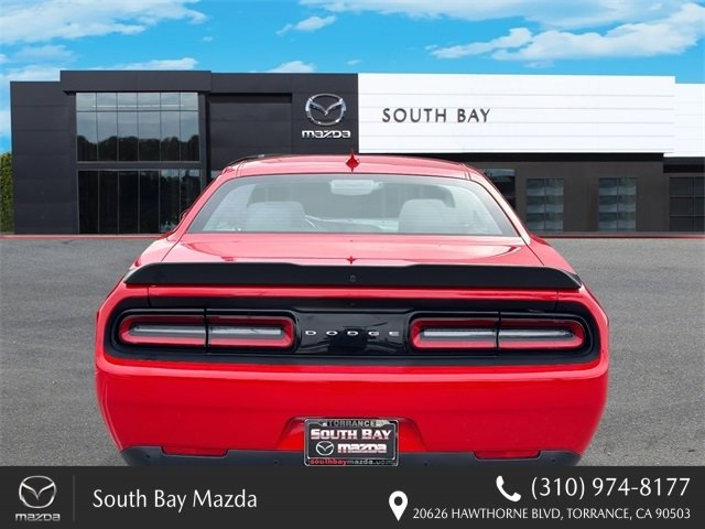 Used 2016 Dodge Challenger R/T Scat Pack w/ Leather Interior Group image 4