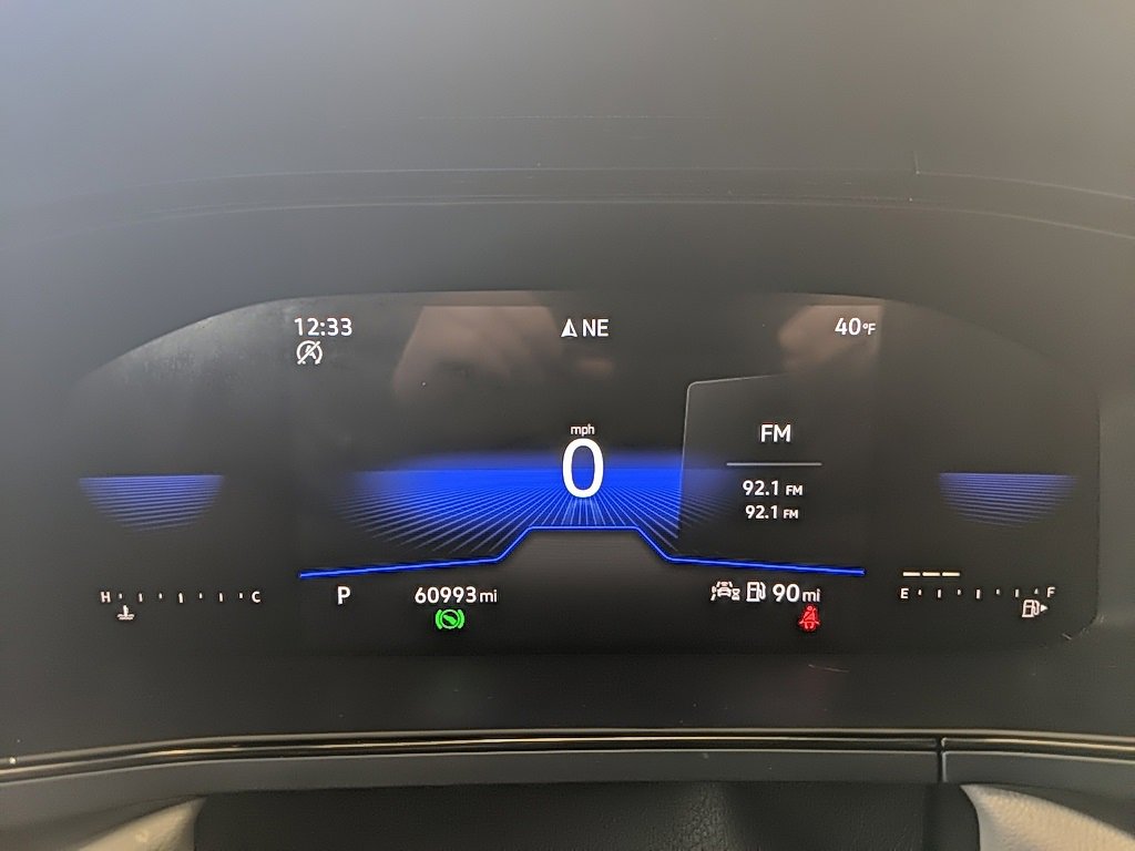 Used 2022 Volkswagen Taos SE w/ Panoramic Sunroof Package image 23