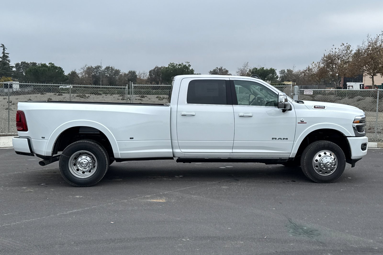 New 2026 RAM 3500 Limited image 2