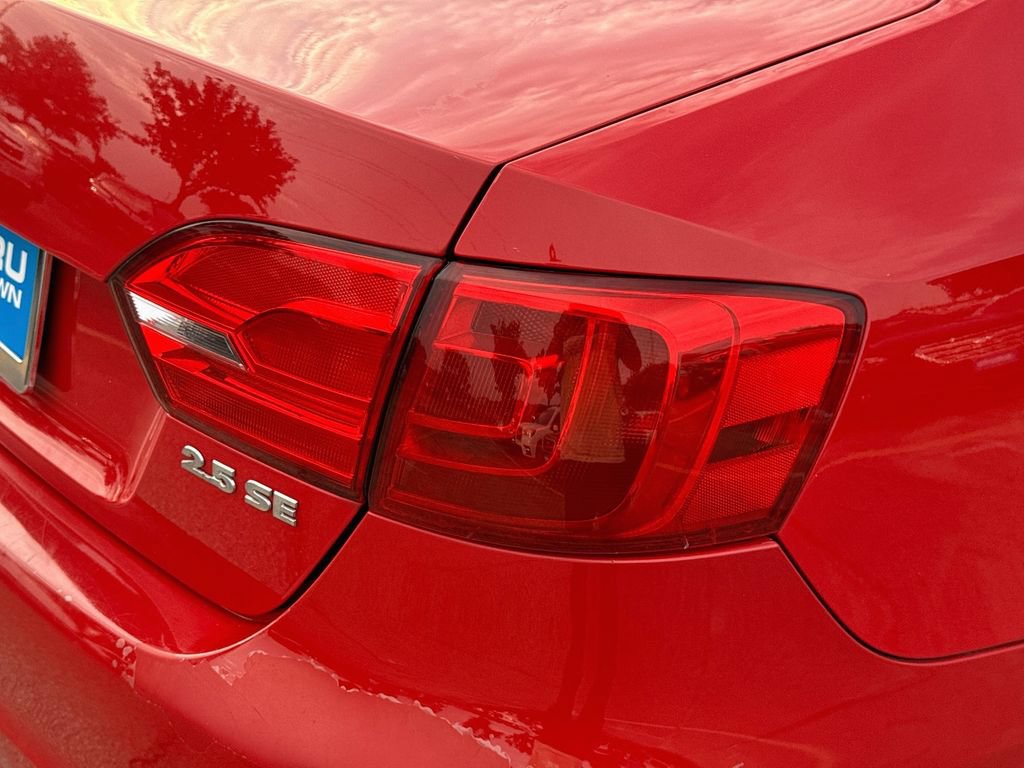 Used 2012 Volkswagen Jetta SE FWD image 29