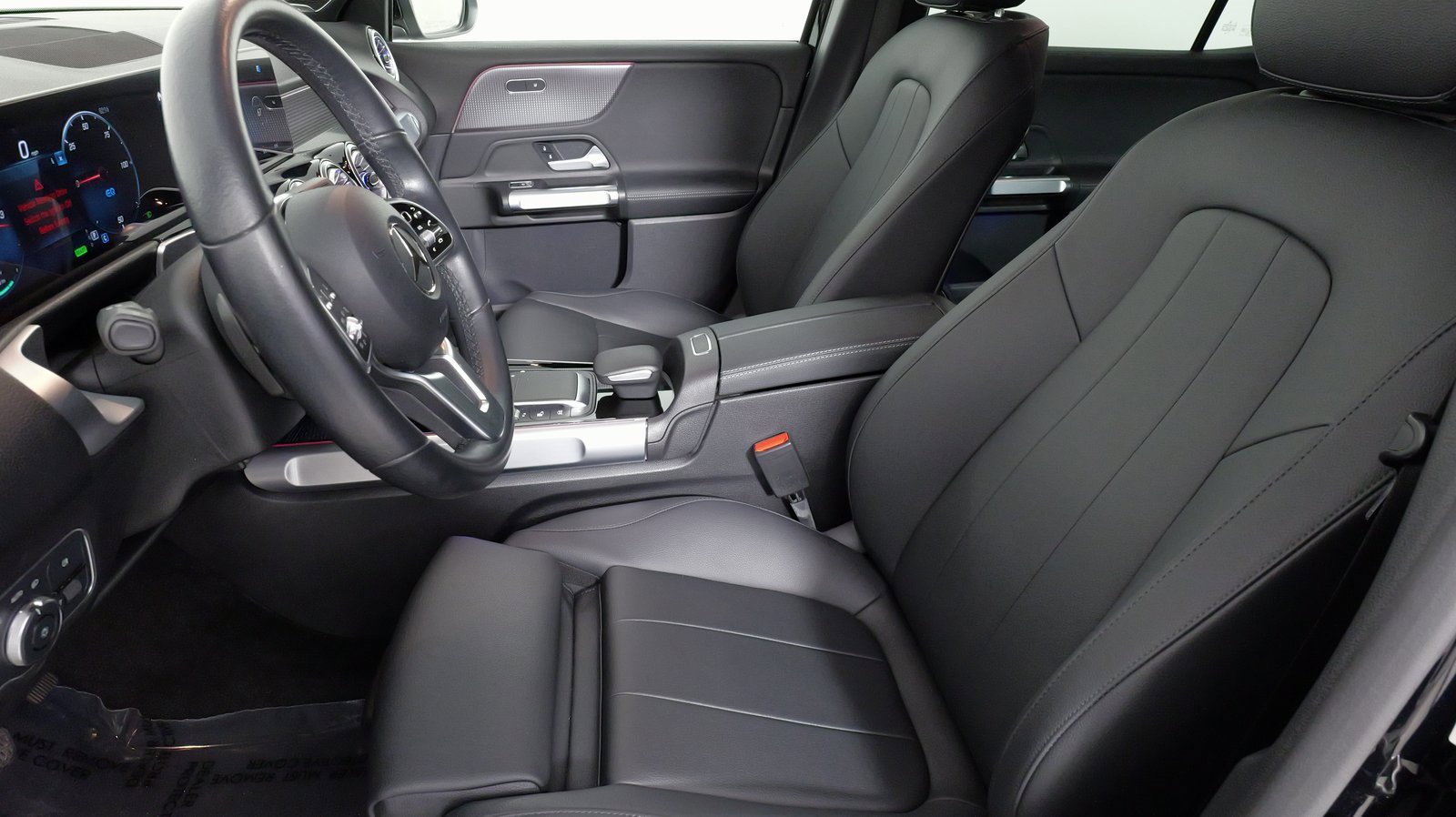 Used 2022 Mercedes-Benz EQB 300 4MATIC image 30