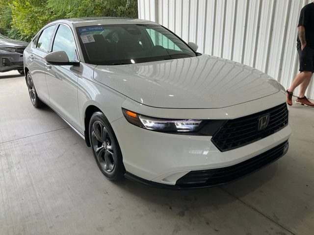 Certified 2023 Honda Accord EX image 25