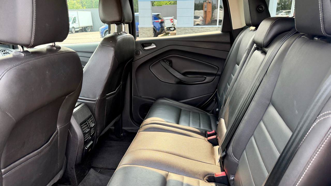Used 2014 Ford Escape Titanium AWD/4WD image 17