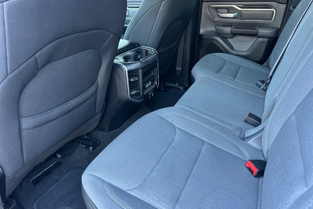 Used 2022 RAM 1500 Big Horn AWD/4WD image 12