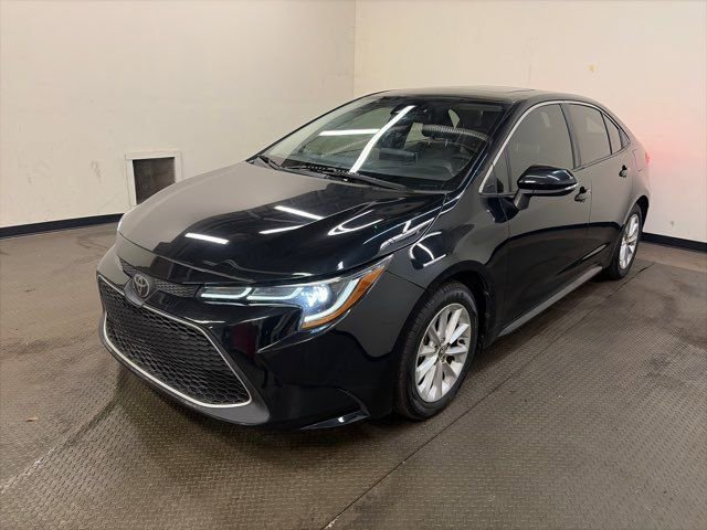 Used 2020 Toyota Corolla XLE FWD image 5