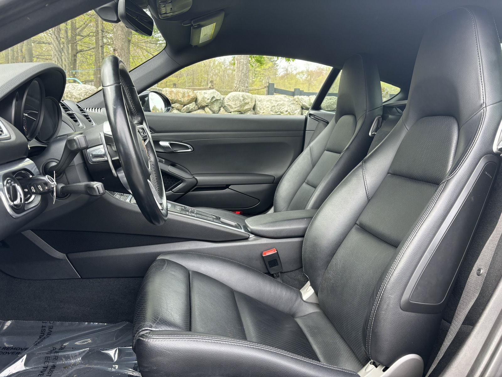 Used 2017 Porsche 718 Cayman RWD image 25