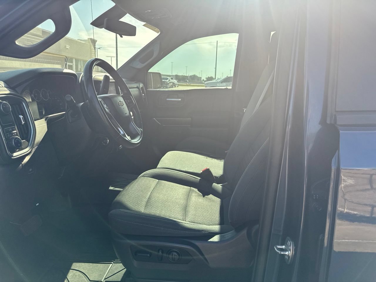 Used 2021 Chevrolet Silverado 1500 LT w/ Texas Edition Plus RWD image 8