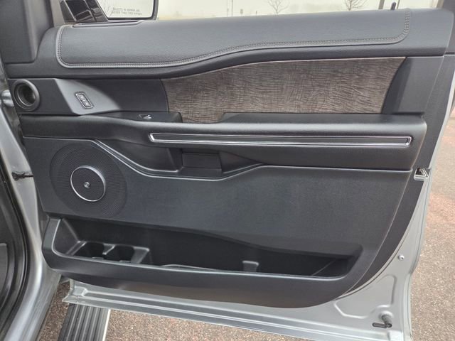 Used 2020 Ford Expedition Max Limited AWD/4WD image 40