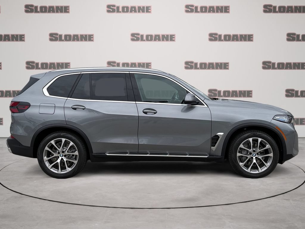 New 2026 BMW X5 xDrive50e w/ Climate Comfort Package AWD/4WD image 6