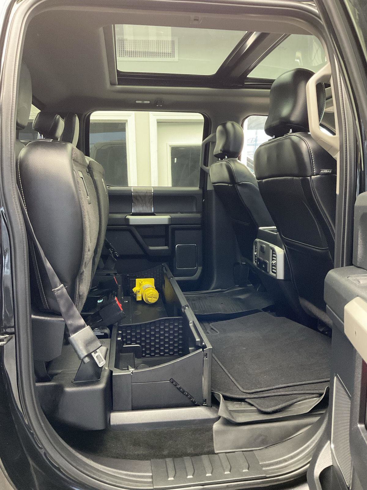 Used 2017 Ford F450 Lariat w/ Lariat Ultimate Package image 18