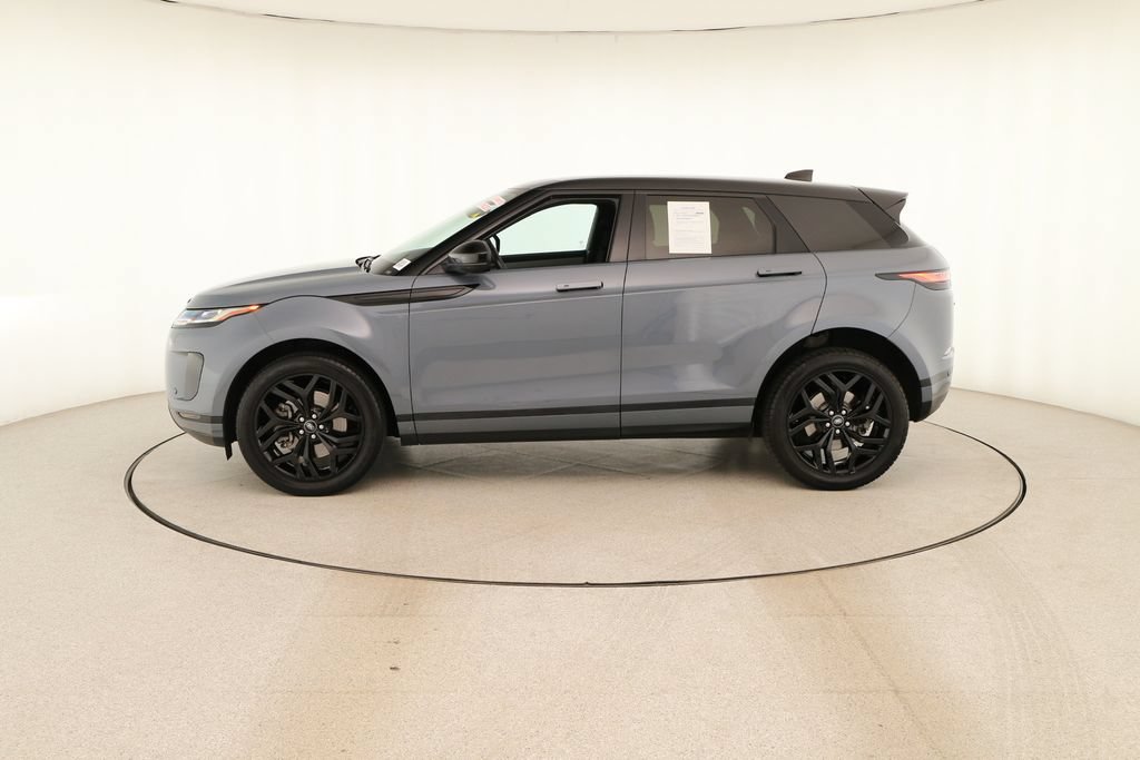 Used 2023 Land Rover Range Rover Evoque SE AWD/4WD image 2