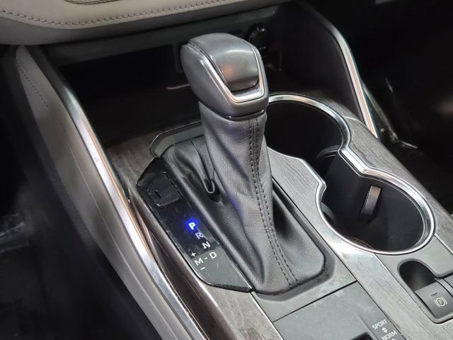 Used 2021 Toyota Highlander Platinum FWD image 35