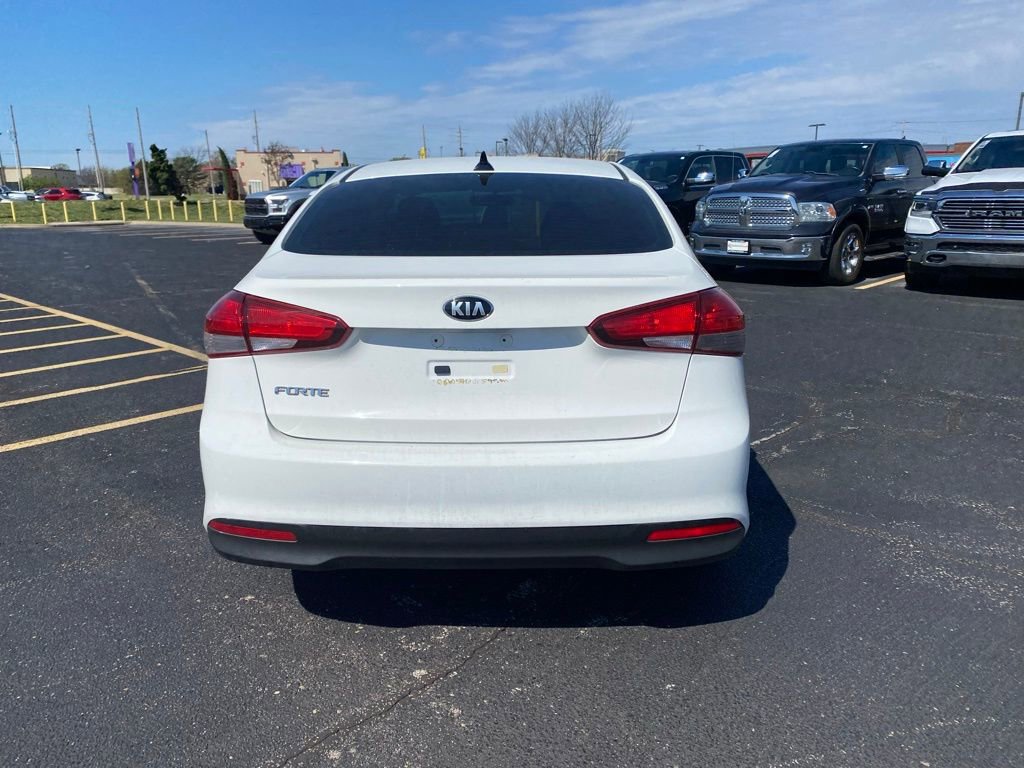 Used 2017 Kia Forte LX FWD image 8