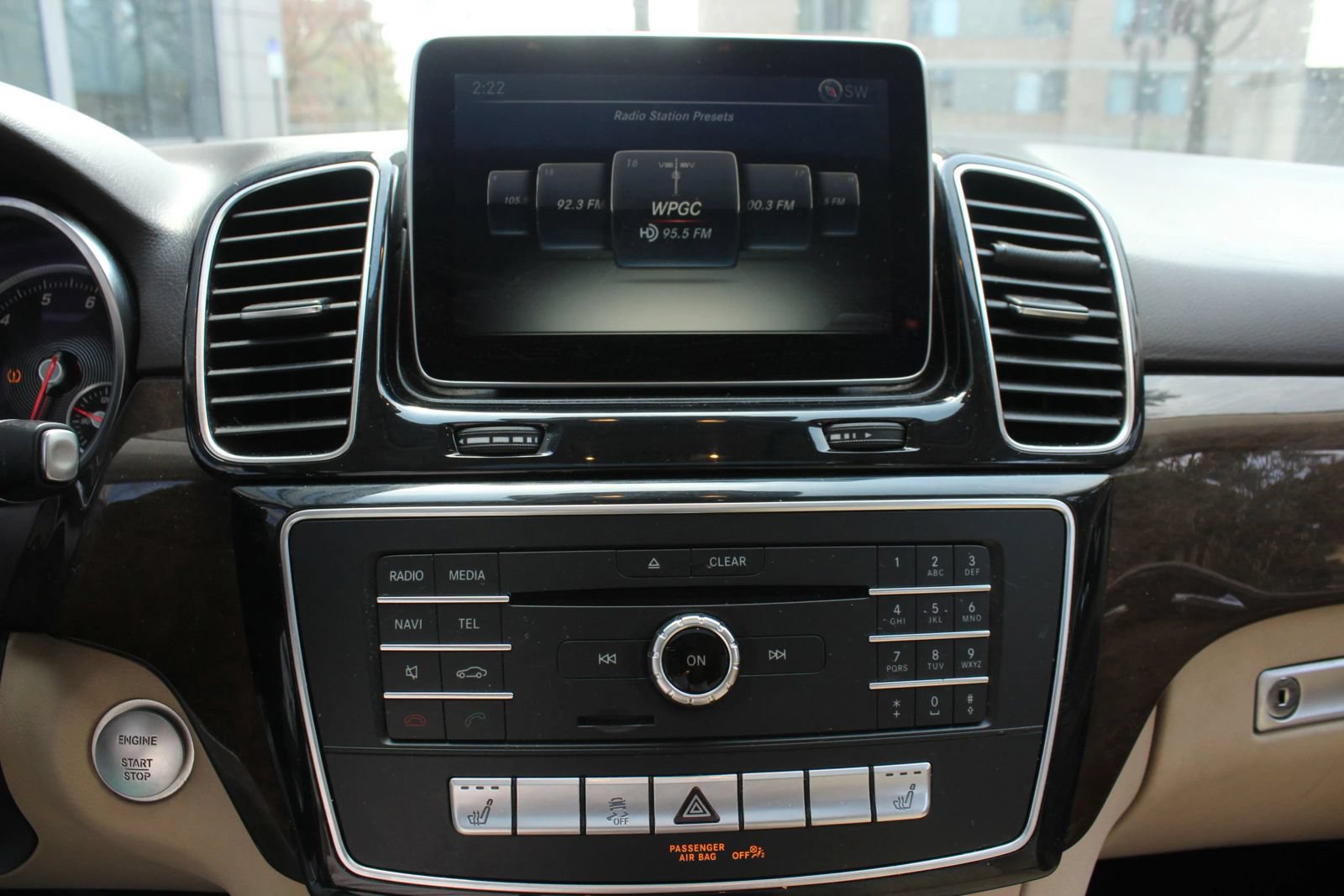 Used 2016 Mercedes-Benz GLE 350 w/ Premium Package image 31