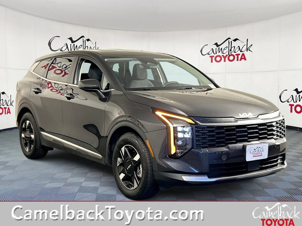 Used 2026 Kia Sportage LX FWD image 1