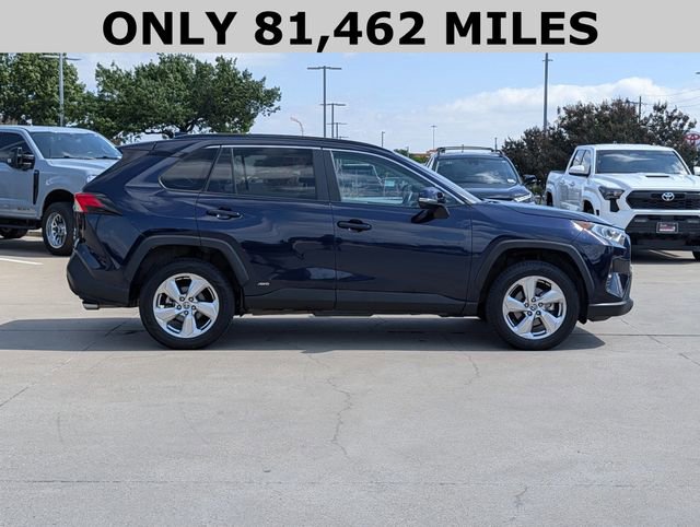 Used 2021 Toyota RAV4 XLE Premium AWD/4WD image 4