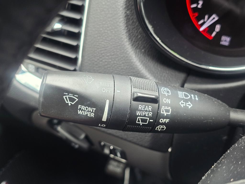 Used 2015 Dodge Durango R/T w/ Premium Nappa Leather Group RWD image 34