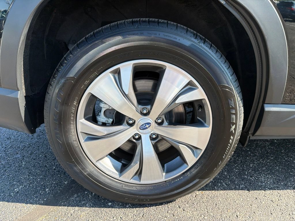 Used 2025 Subaru Ascent Premium AWD/4WD image 10