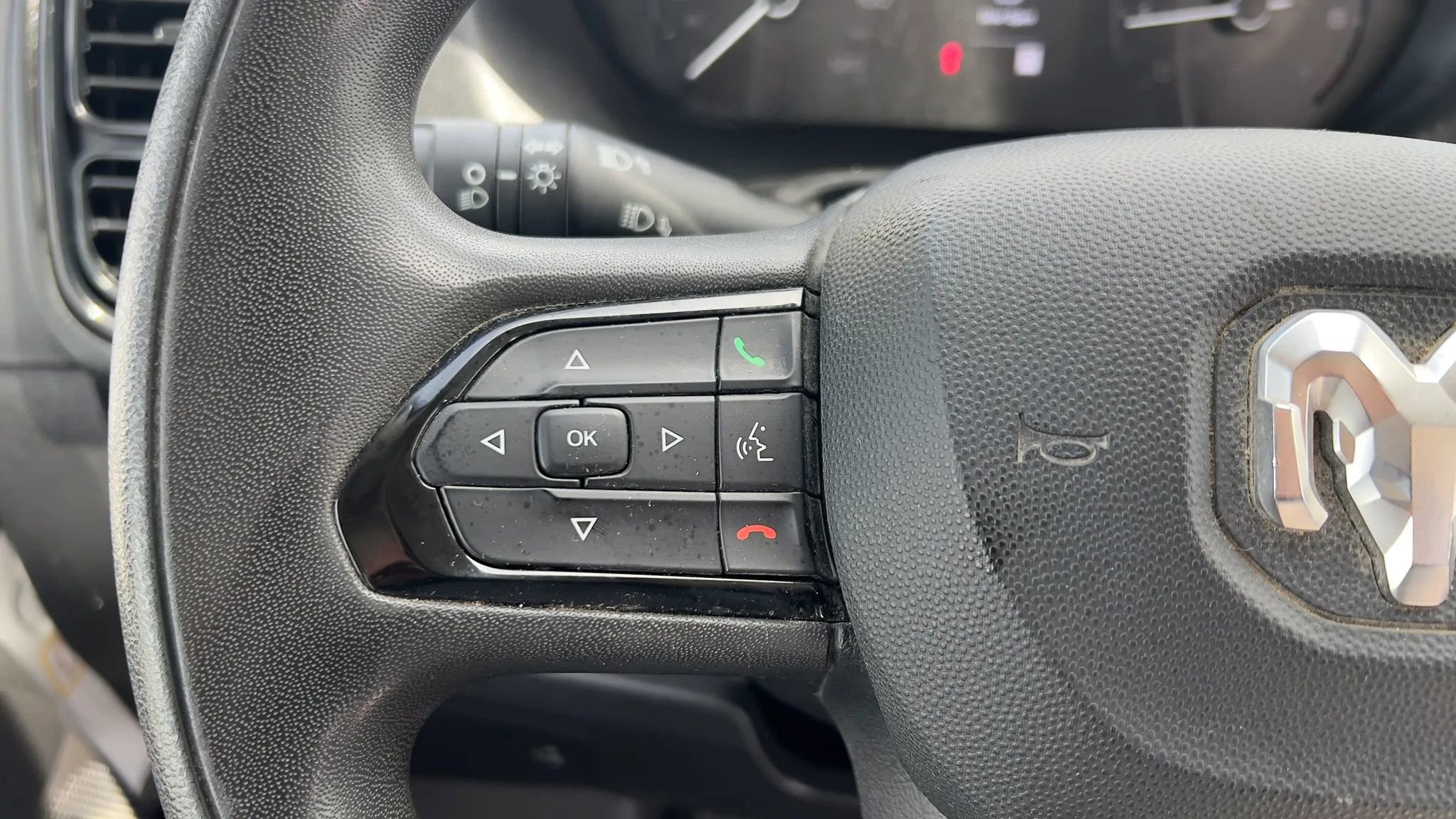 Used 2025 RAM ProMaster 2500 w/ Convenience Group FWD image 24